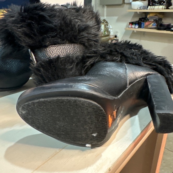 MK boots black pebbled leather winter boots fur lined - Picture 9 of 16